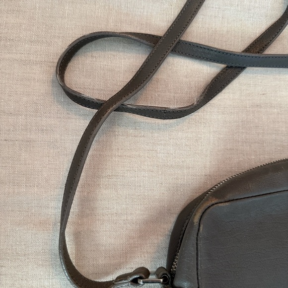Yves Saint Laurent Gray Leather Crossbody Bag - Picture 6 of 10